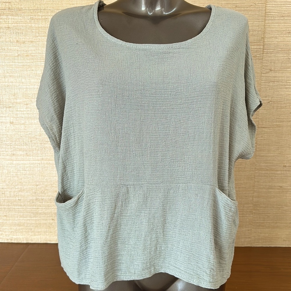 Oversized cotton top in hand dyed mint. New with tags from Sundance.
